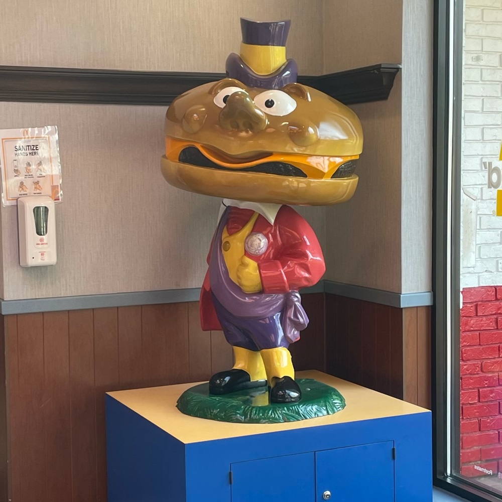 Meet your Posher, Victoria